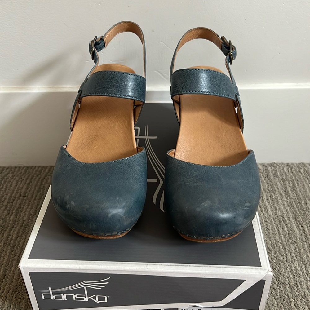 Dansko size 39 shoes
